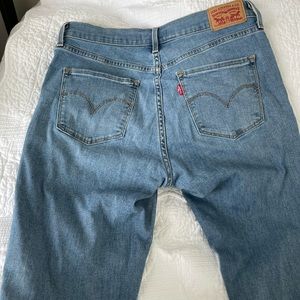 Levi’s 311 Shaping Skinny jeans, faded blue size 28